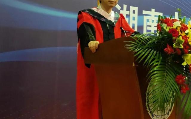 大学里一个学院的院长是什么级别-大学里一个学院的书记是什么级别