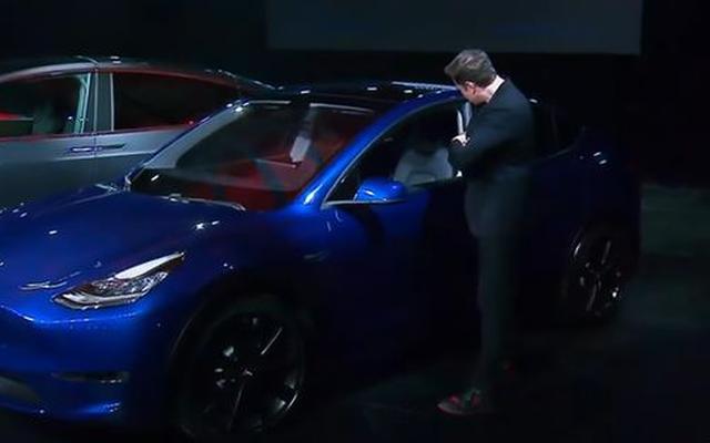 特斯拉model y-特斯拉model y换代