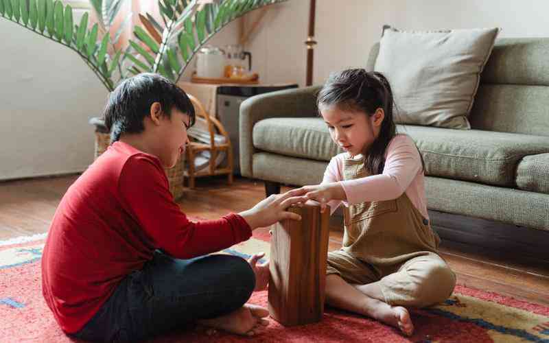 如何判断婴儿老吐奶是否需要就医